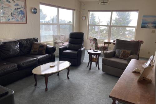 Shelter Cove House | Shelter View Haven