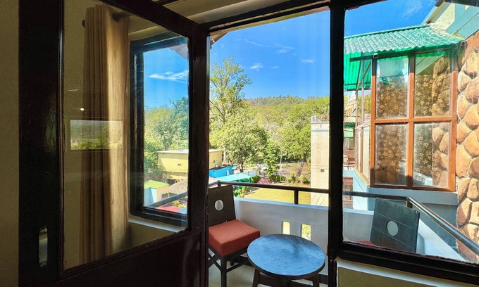 Dhikuli Hotel | Shelton Blu Resort By Mango People