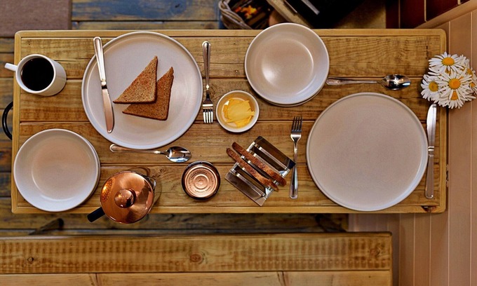 Rhyd-y-clafdy Ski Chalet | Shepherds Hut in Llŷn with Snowdonia Views