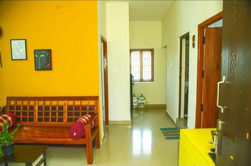 Coimbatore Apartment | SHI's Bhairavi Peaceful 2bhk villa - - On the way 2 isha-Adiyogi , Maruthamalai