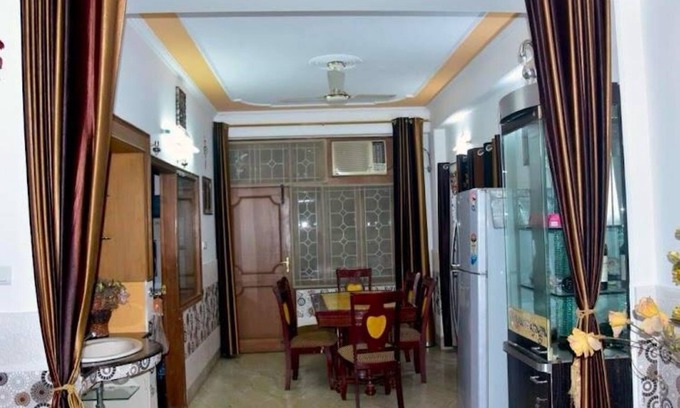 Varanasi Hotel | Shree Sai Homestay