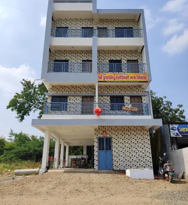 Akalkot Hotel | Shri KrupaSindhu Residency Bhakt Niwas