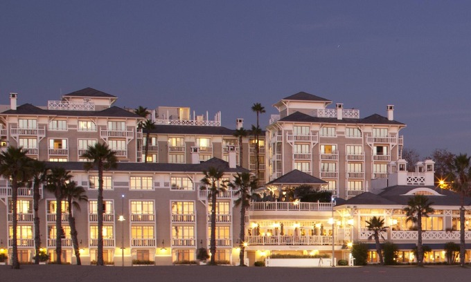 Downtown Hotel | Shutters on the Beach