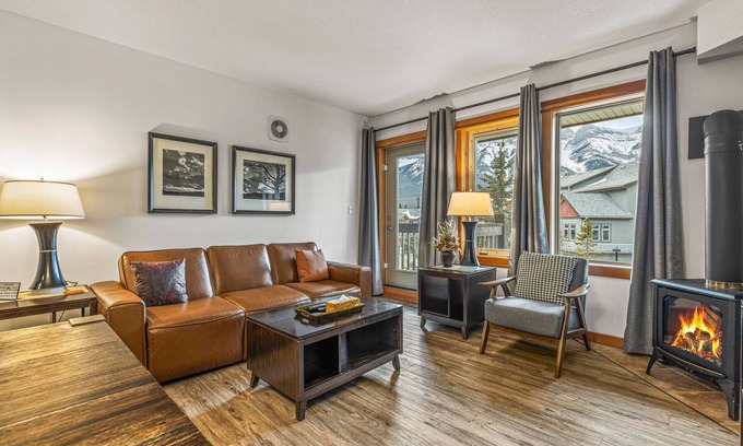 Canmore Condo | Side-by-Side Canmore Condos for 12🧡4 Bdrm/4Bath-Spectacular View☀️Pool/Hot Tub