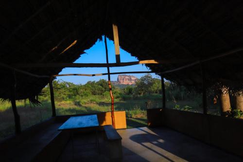 Sigiriya Resort | Sigiriya Rock Gate Resort