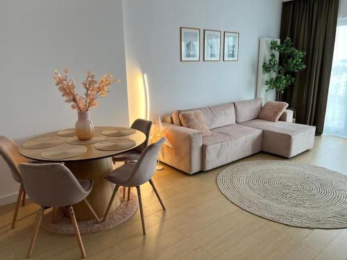 Iasi Apartment | Silk Haven - Central Apartment