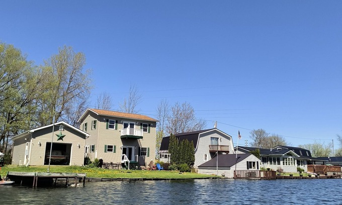 Perry House | Silver Lake, NY - Lakeside Retreat: 2025 Fall Dates Available!