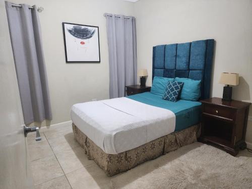 Saint Andrew Apartment | Silverbrook one bedroom apt centrally located