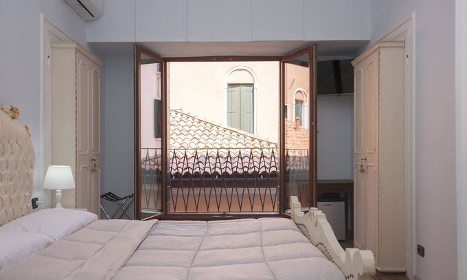 San Marco House | Simon' Secret