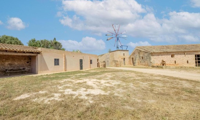 Campos House | Simple house in super location with private access to the most beautiful beach