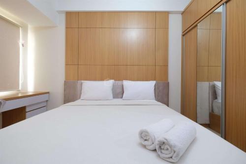 Depok Apartment | Simply Look Studio at Margonda Residence 5 Apartment By Travelio