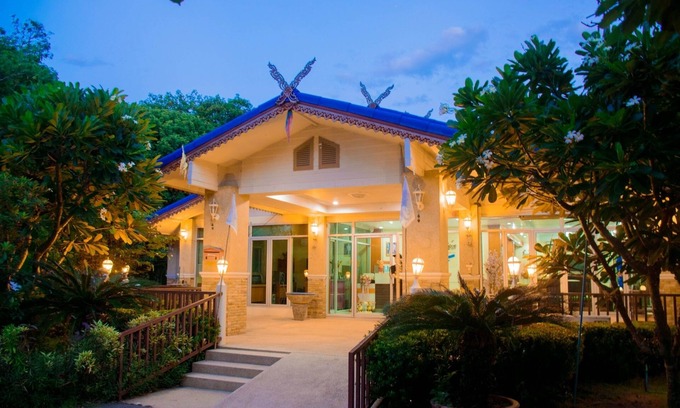 Doem Bang Nang Buat Hotel | Sinatara Resort