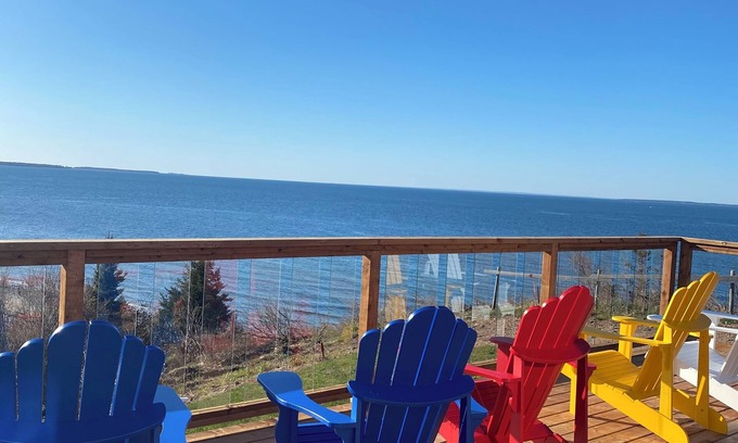 Trenton House | Sinclair Island with Water View and amazing SUNSETS