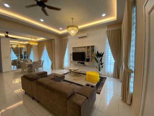 Serom House | Single storey bungalow Tangkak