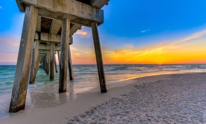 Bid-a-wee Beach House | Single-story home near the beach with central AC & W/D - dog-friendly