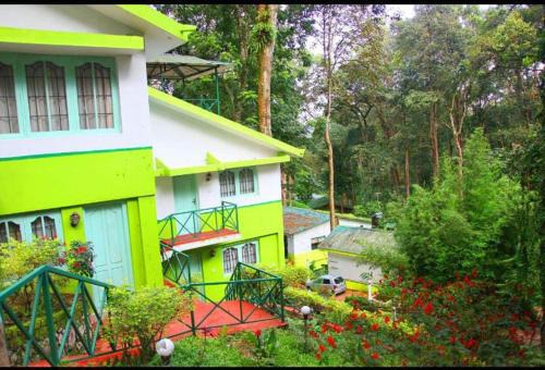 Pallivasal Bed & Breakfast | Singletree resort, munnar
