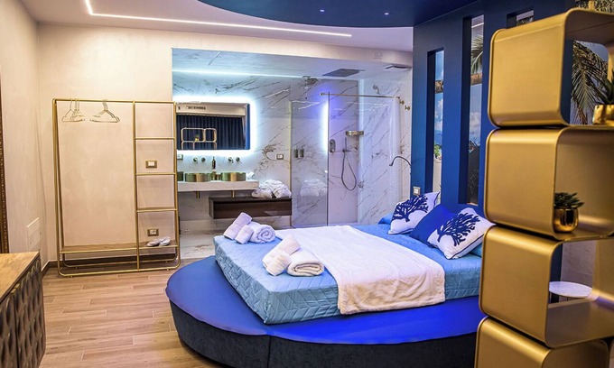 Gioia Tauro Bed & Breakfast | Sirocco Suite