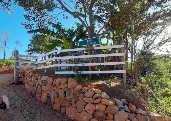 Paraisopolis House | Sitio Lumiar