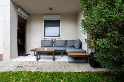 Pecs Apartment | Six Corners - Garden Corner