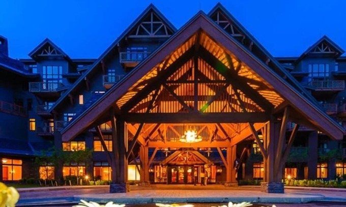 Stowe Area Condo | Ski in/out Condo @ The Lodge at Spruce Peak