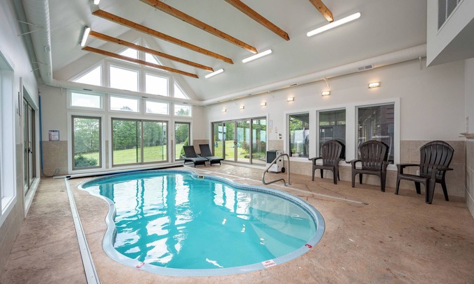 McHenry House | Ski-In/Out Dog Friendly Retreat w/Pool, Bar & Fireplaces