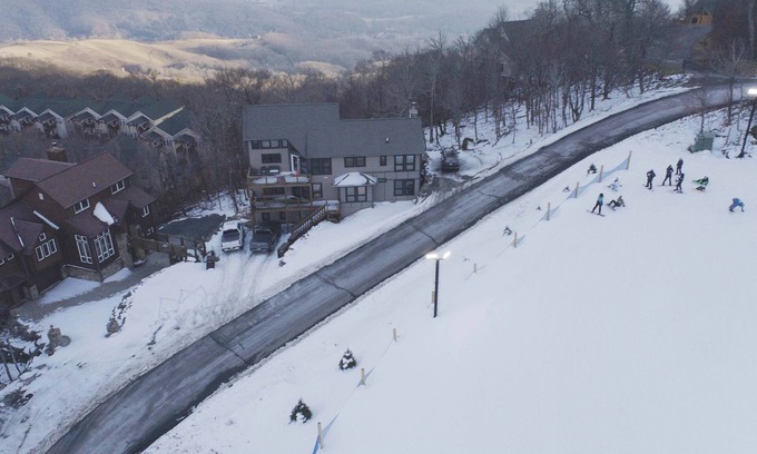 Banner Elk House | Ski-In Ski-Out Beech Mountain Cabin