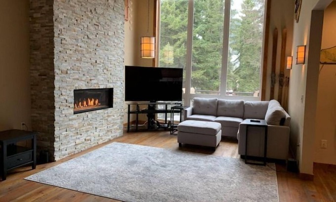 Whitefish House | Ski in - Ski out - Whitefish Mountain Resort Home