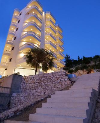 Sarande Apartment | Sky Way SKK Luxury Apartments