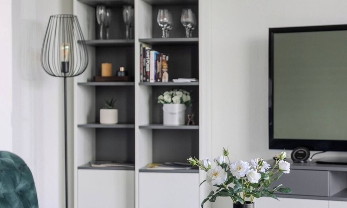 Snipiskes Apartment | Skyline 1 BD Apartment by Hostlovers