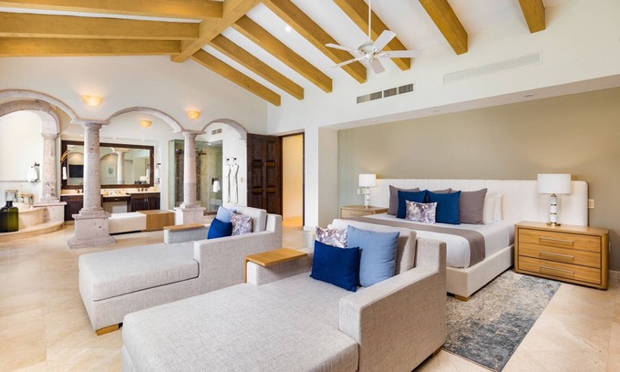 Bucerias Resort | Skyline Splendor: 3BR Penthouse Paradise at La Estancia, Nayarit