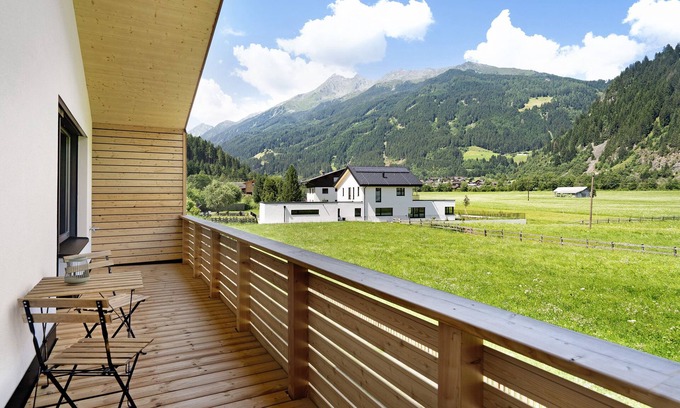 Neustift Im Stubaital Apartment | Sleep in Stubaital: Apartment 'Stackler54 - With balcony' with mountain view, balcony and WiFi