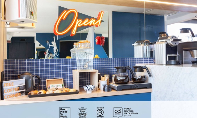 Golden Triangle of Art Hostel | SLEEP’N Atocha – B Corp Certified