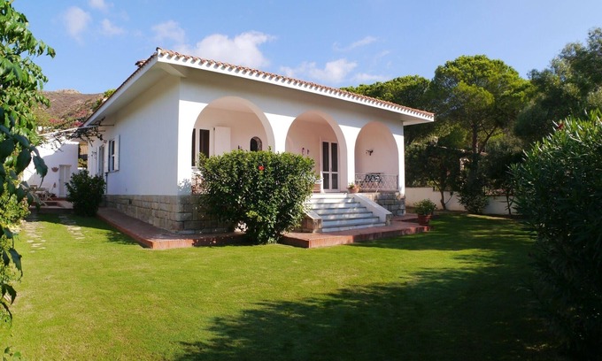 Teulada Villa | Sleeps 10 100 mt from Perdalonga beach. Wifi