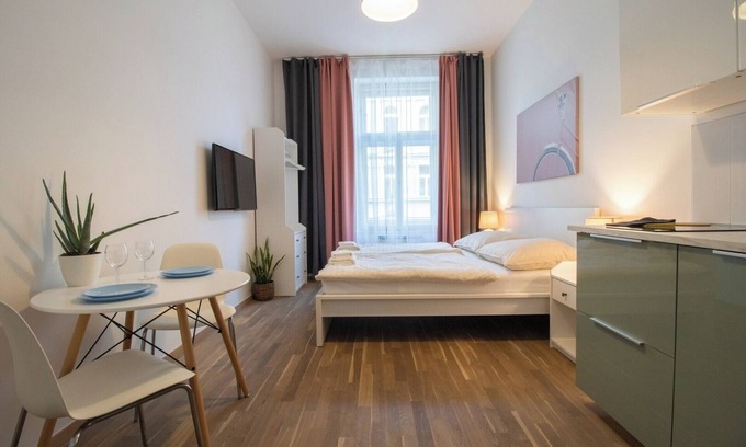 Prague 7 Apartment | Small and very cute flat in Prague near Letna and Stromovka park and with.