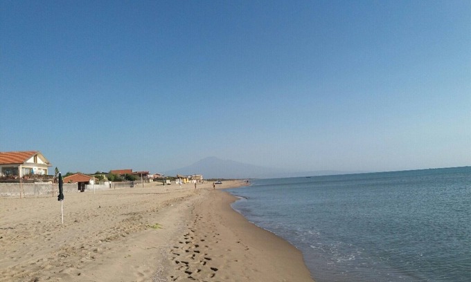 Agnone Bagni House | Small house with garden 100 meters from the sea