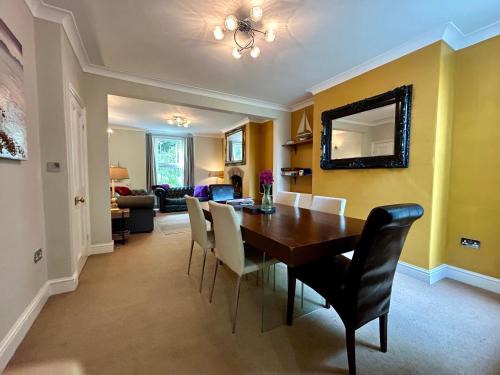 Stalham House | Smart & Comfortable 3-bedroom Victorian house