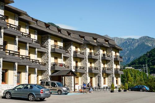 Chisagues Hotel | Snö Hotel Bielsa