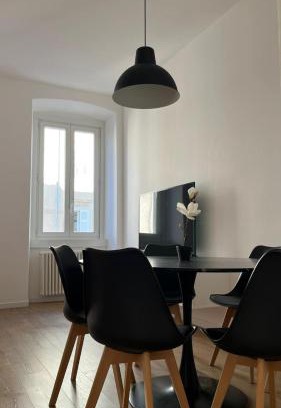 Barriera Vecchia-San Giacomo Apartment | Snapstay Trieste Centrale 6 Posti Letto