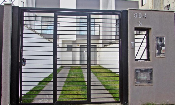 Itacolomi House | Sobrado Carpe Diem Palmeiras, 450 m da praia, 2 suítes com ar, 2 vagas, check-in 24h, churrasqueira, 20 min do Beto Carrero