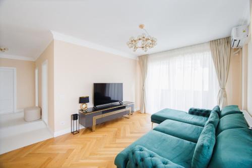 Oradea Apartment | Soho Luxe Hideaway