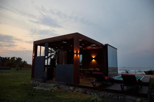 Anomabo House | Sojourn Cabins