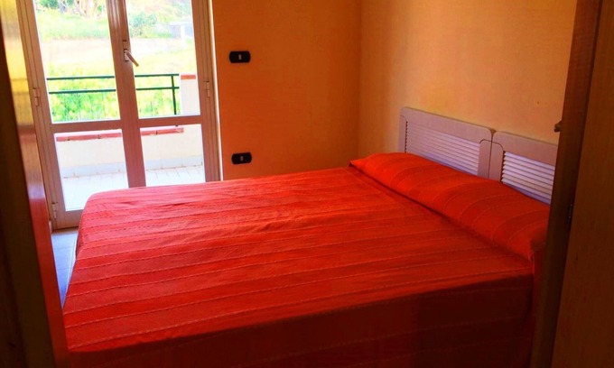 Santa Domenica Apartment | Sole apartment with sea view and parking space (n ° 8)