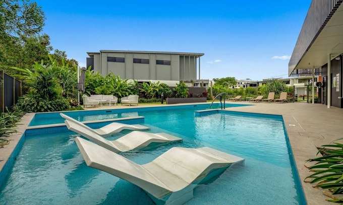 Birtinya Apartment | Soleil Birtinya A Modern Poolside Sanctuary