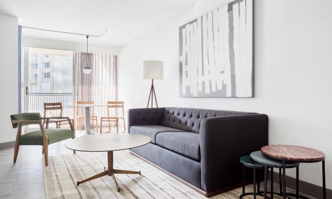 Logan Square Apartment | Sonder at The Terrace