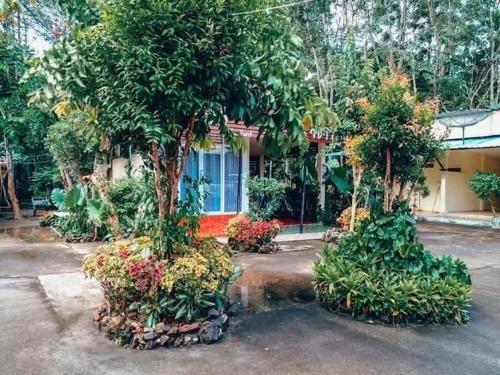 Srinagarindra House | Song pee nong resort Phattalung