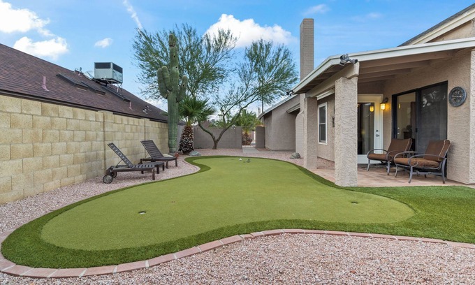 Desert Foothills Estates House | South Mountain Home in a Quiet Area - Trail Access Close By🏜🏌️‍♀️-⛳️