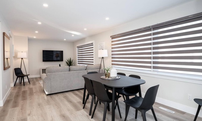 Fort Gary House | South Winnipeg+3 Bdr+Private Home(62)