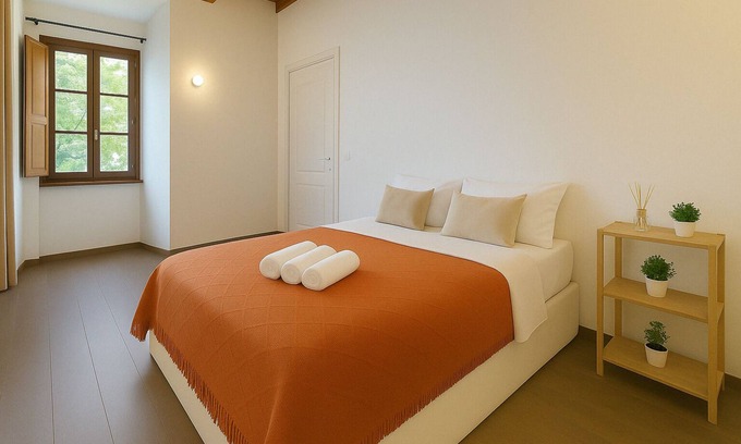 Monte di Pieta Apartment | Space and Color in the Heart of the City