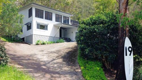Pretty Beach Central Coast House | 'Space and Serenity at Pretty Beach' by HolidayCo
