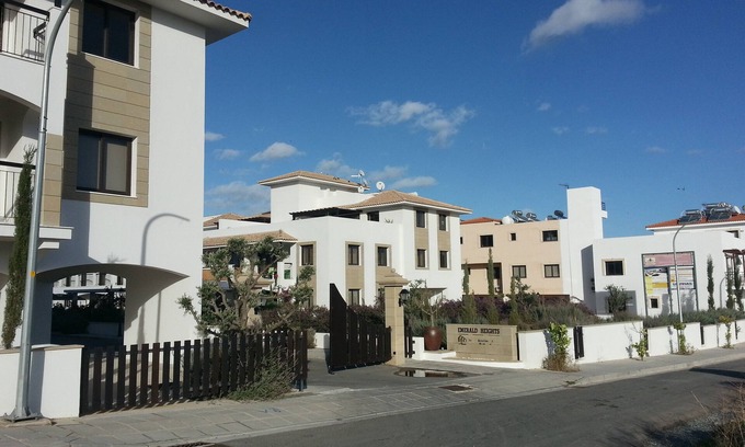 Tersefanou Apartment | Spacious 2 Bed Penthouse Apartment in rural area close to sea
